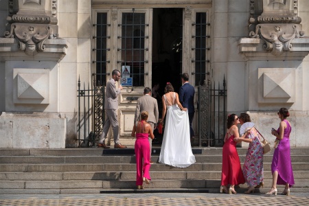 Town Hall Wedding
Tours, France