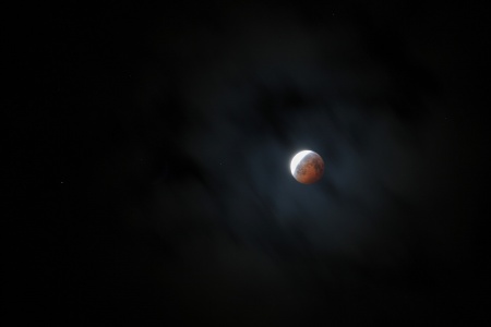 Lunar eclipse
Berkeley, California
Dec. 21 2010
1:02am