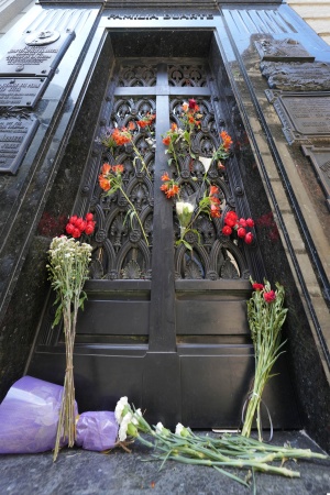 Duarte Crypt
Panteón de Eva Perón
Recoleta Cemetery
Buenos Aires, Argentina