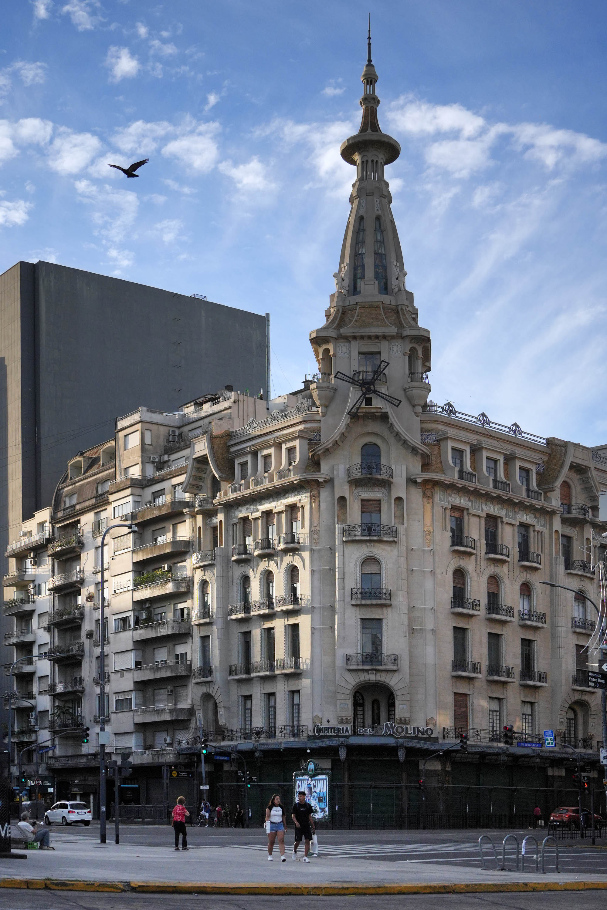 bill-hocker-molino-building-buenos-aires-argentina-2025