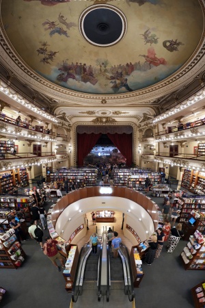 El Ateneo Grand Splendid Bookstore
Buenos Aires, Argentina