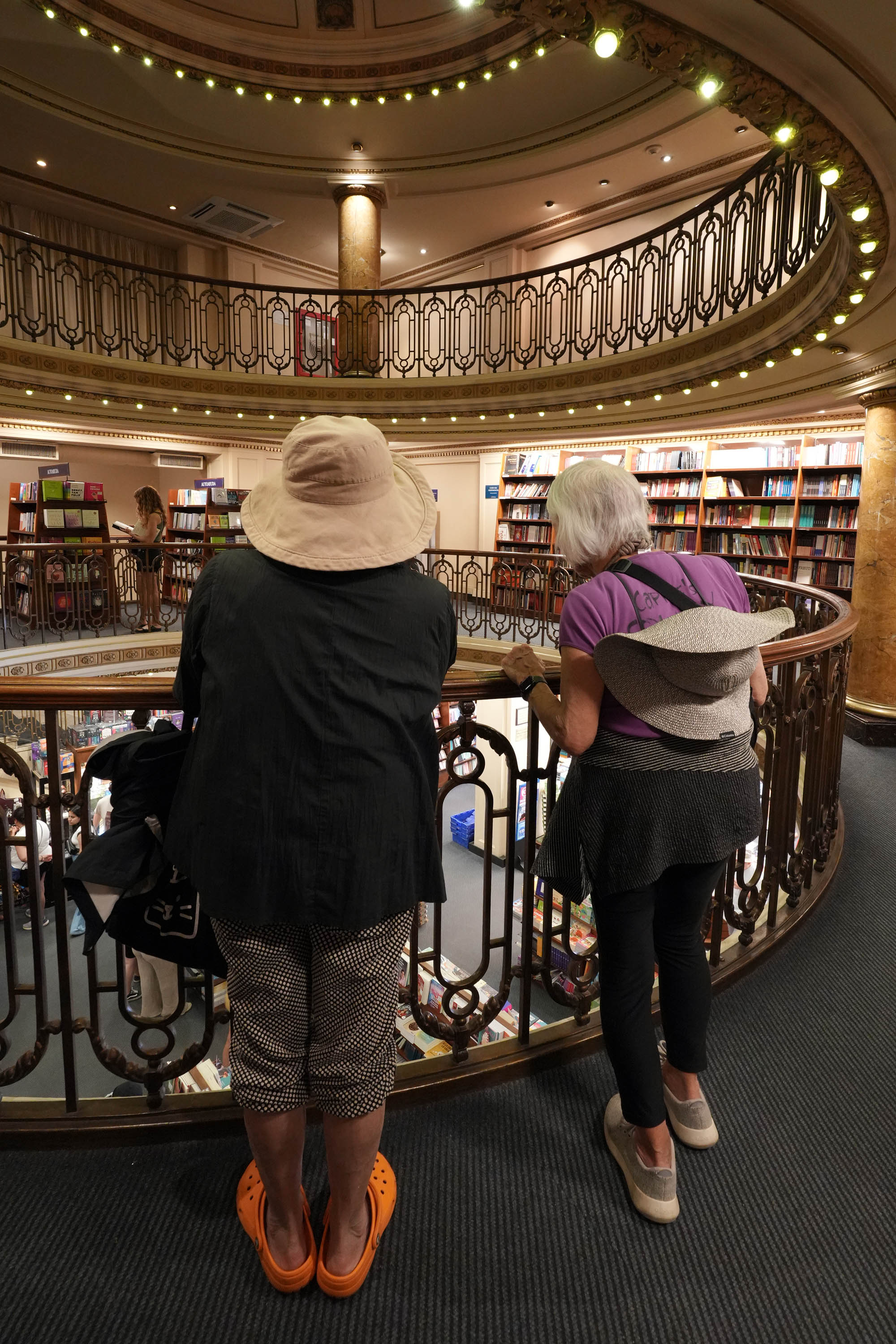 bill-hocker-el-ateneo-grand-splendid-bookstore-buenos-aires-argentina-2025