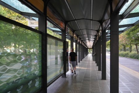 Bus Stop
Av. 9 de Julio
Buenos Aires, Argentina