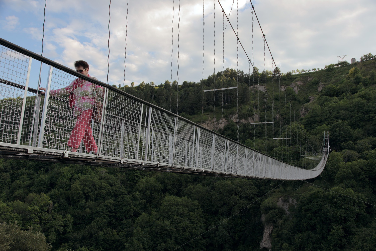 bill-hocker-bridge-to-old-khdzoresk-armenia-2013