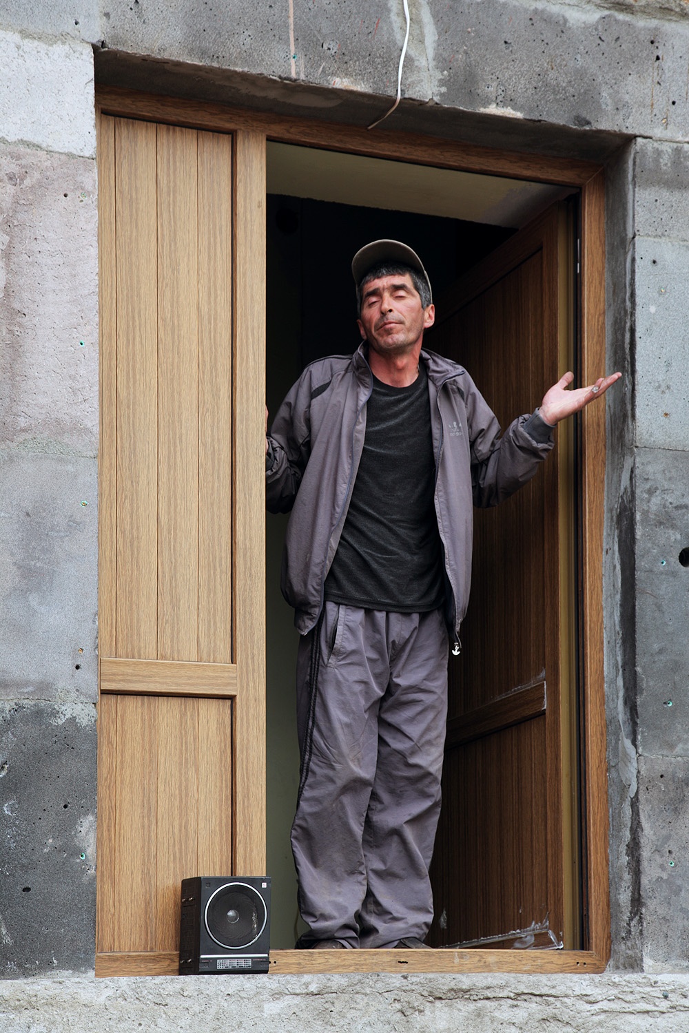 bill-hocker-caretaker-mt-aragats-2013