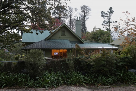 Bungalow
Katoomba, Australia