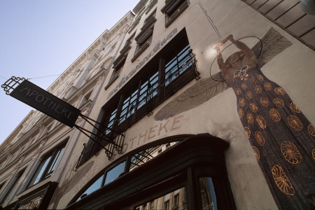 Engel Apotheke
by Oskar Laske
Vienna, Austria