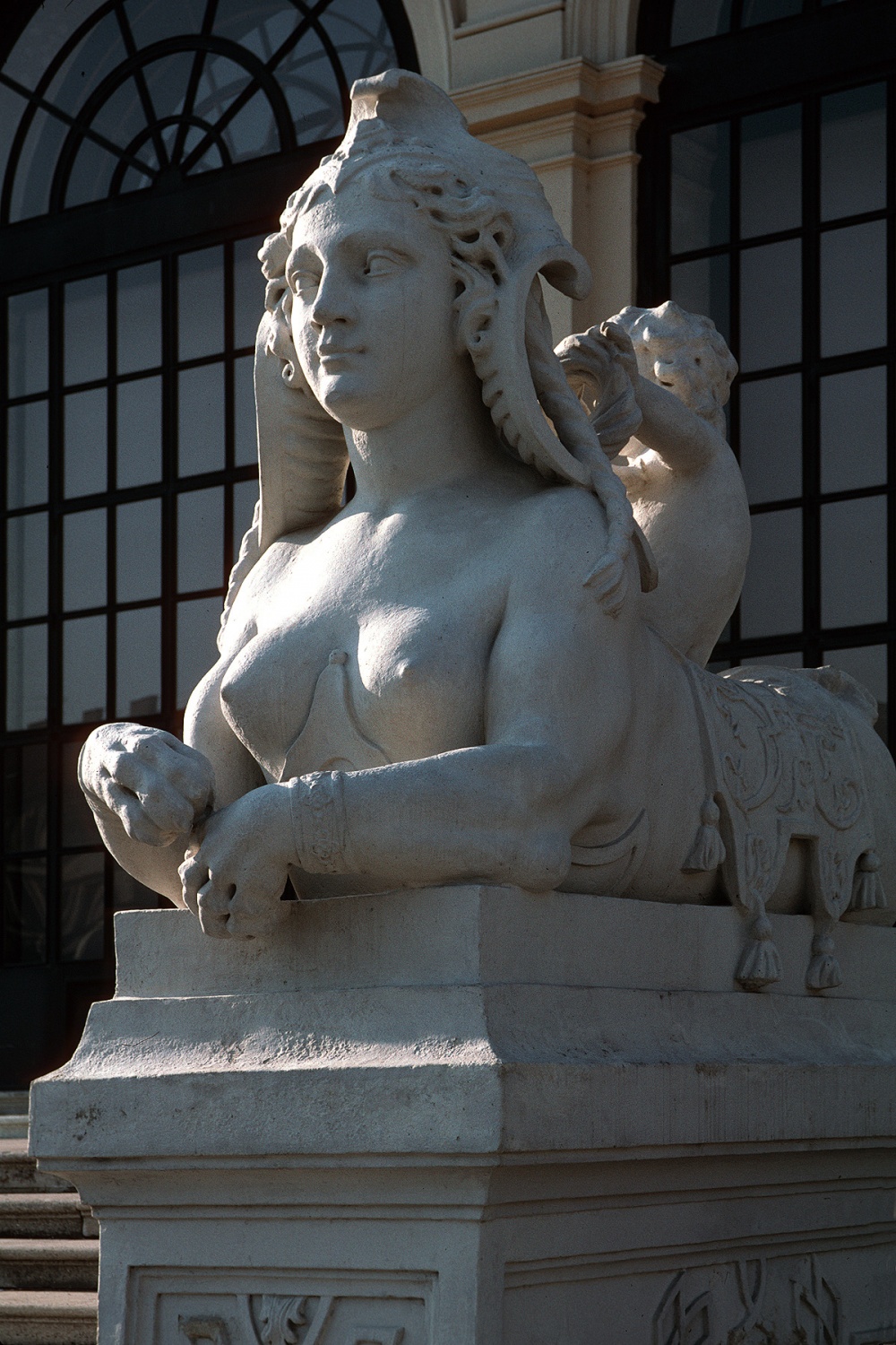 bill-hocker-belevedere-garden-vienna-austria-2001