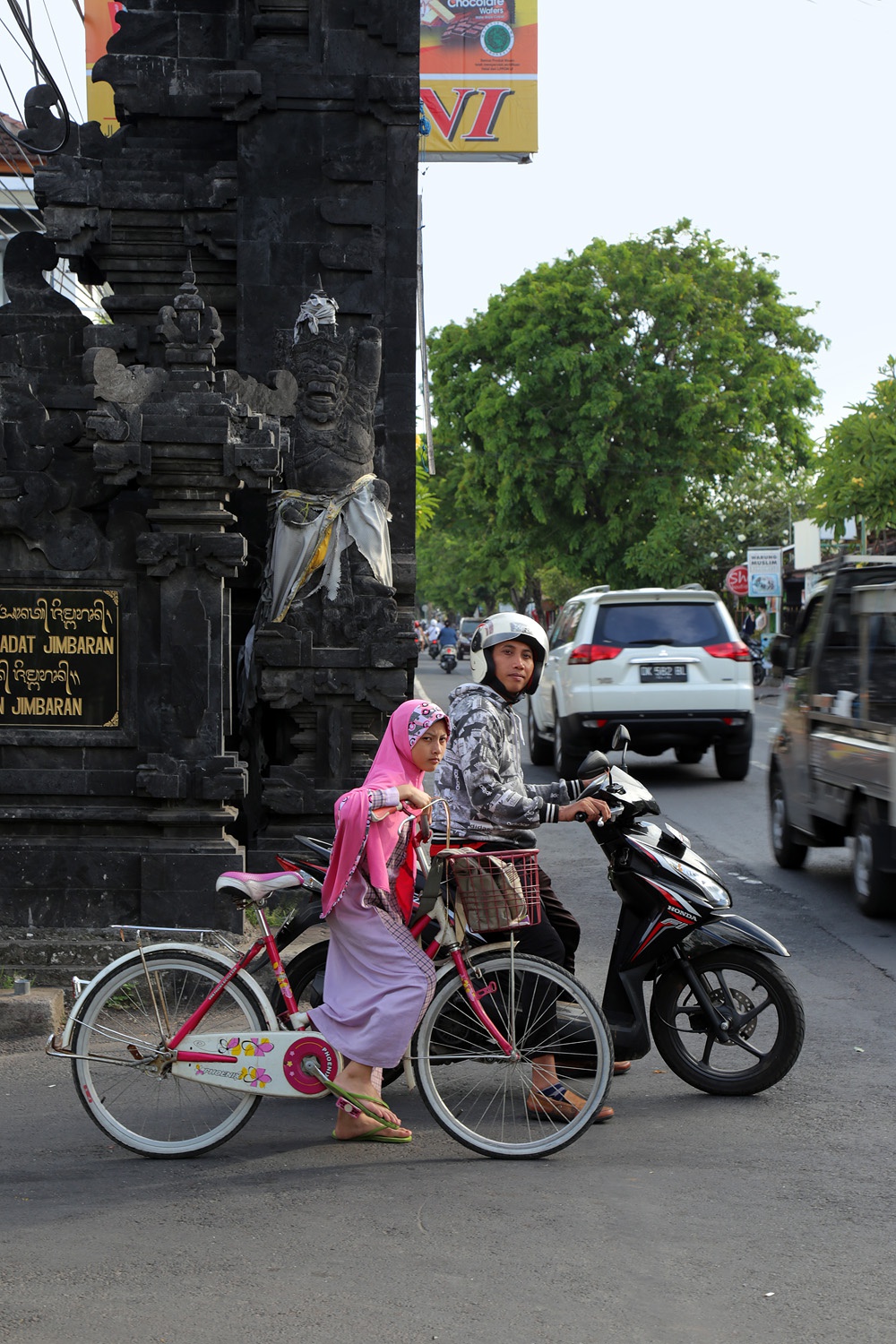 bill-hocker-entering-traffic-jimbaran-bali-indonesia-2016