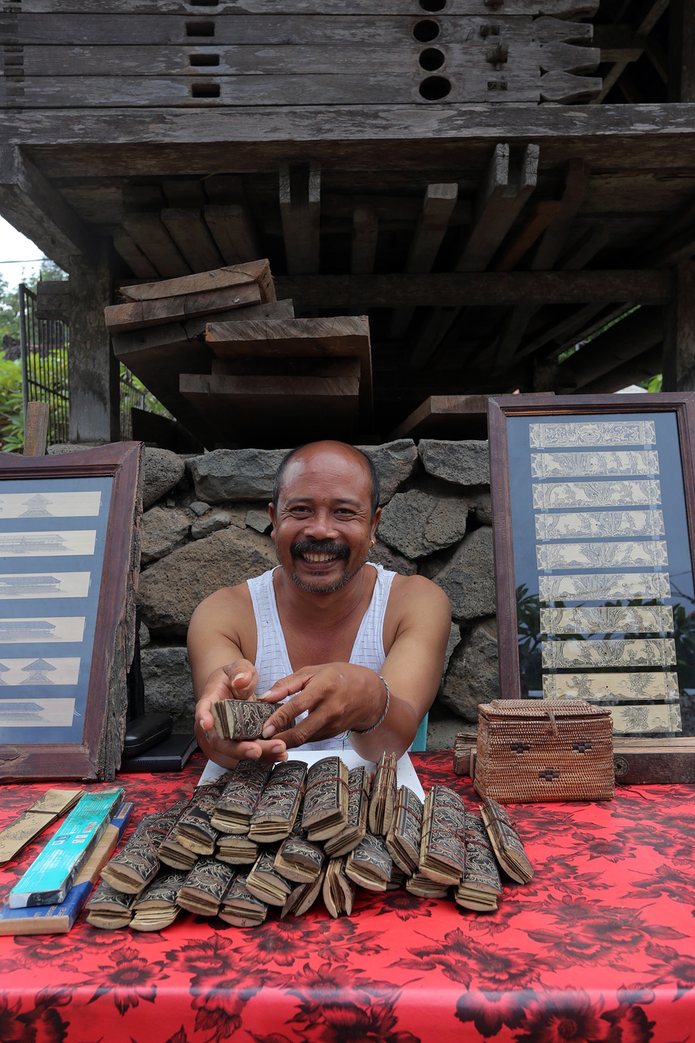 bill-hocker-engraver-tenganan-bali-indonesia-2016