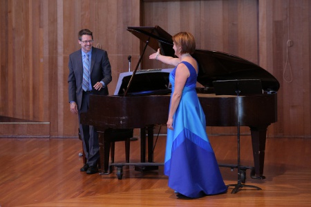 Carrie Hennessey, Soprano
Jason Sherbundy
Berkeley, California