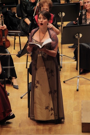 Soprano  Carrie Hennessey
Slovak Philharmonic
Bratislava, Slovakia
