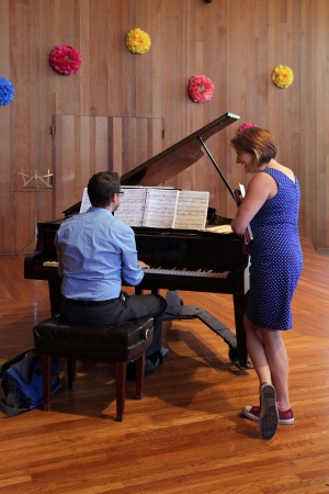 Carrie Hennessey, Soprano
Jason Sherbundy
Berkeley, California