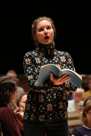 Danielle Reutter-Harrah
Metzo-soprano
