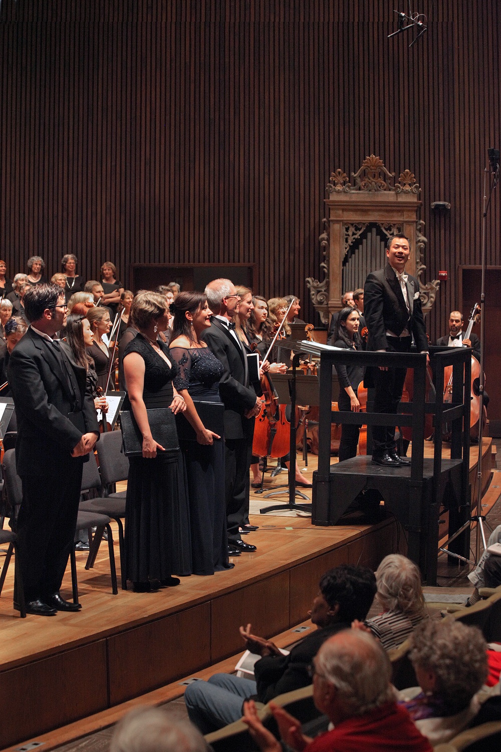 bill-hocker-derek-tam-conductor-soloists-hertz-hall-uc-berkeley-california-2014