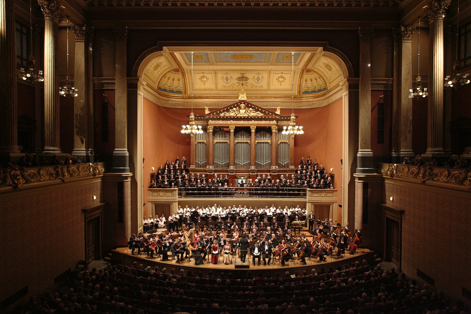 bill-hocker-rudolfinum-prague-czech-republic-2013