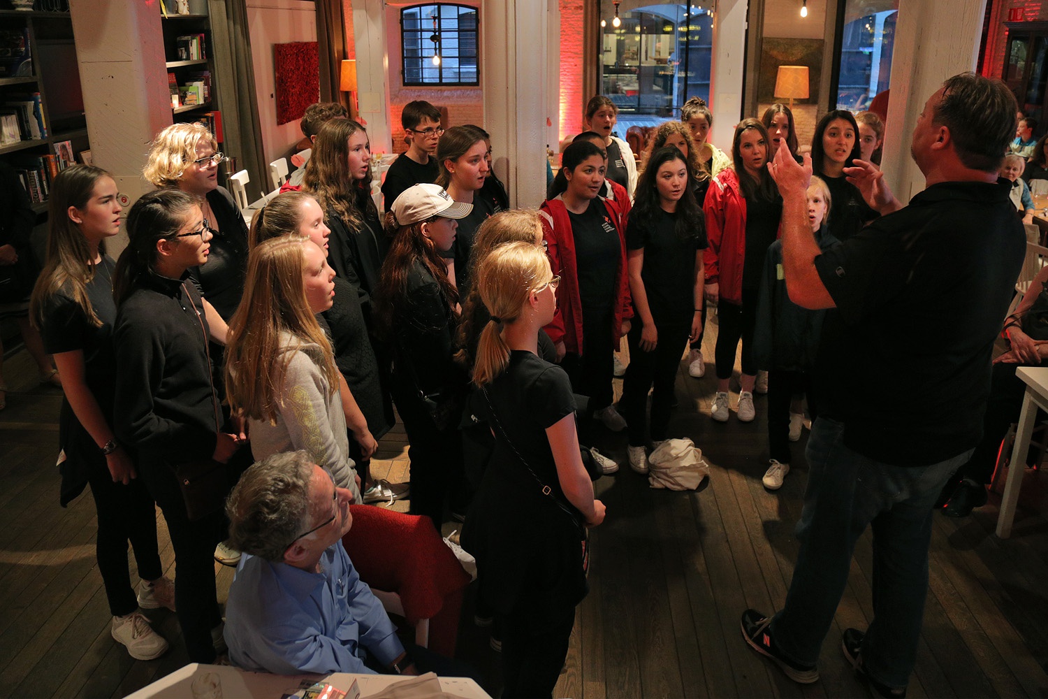 bill-hocker-contra-costa-children's-choir-dinner-performance-antwerp-belgium-2016