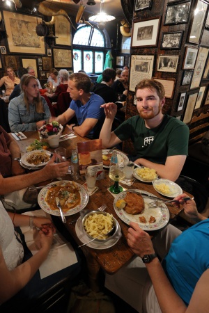 Roten Ochsen
Restaurant
Heidelberg, Germany