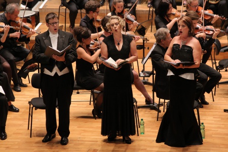 Brian Thorsett, Megan Berti, Carrie Hennessy
Hegel Saal
Stuttgart, Germany