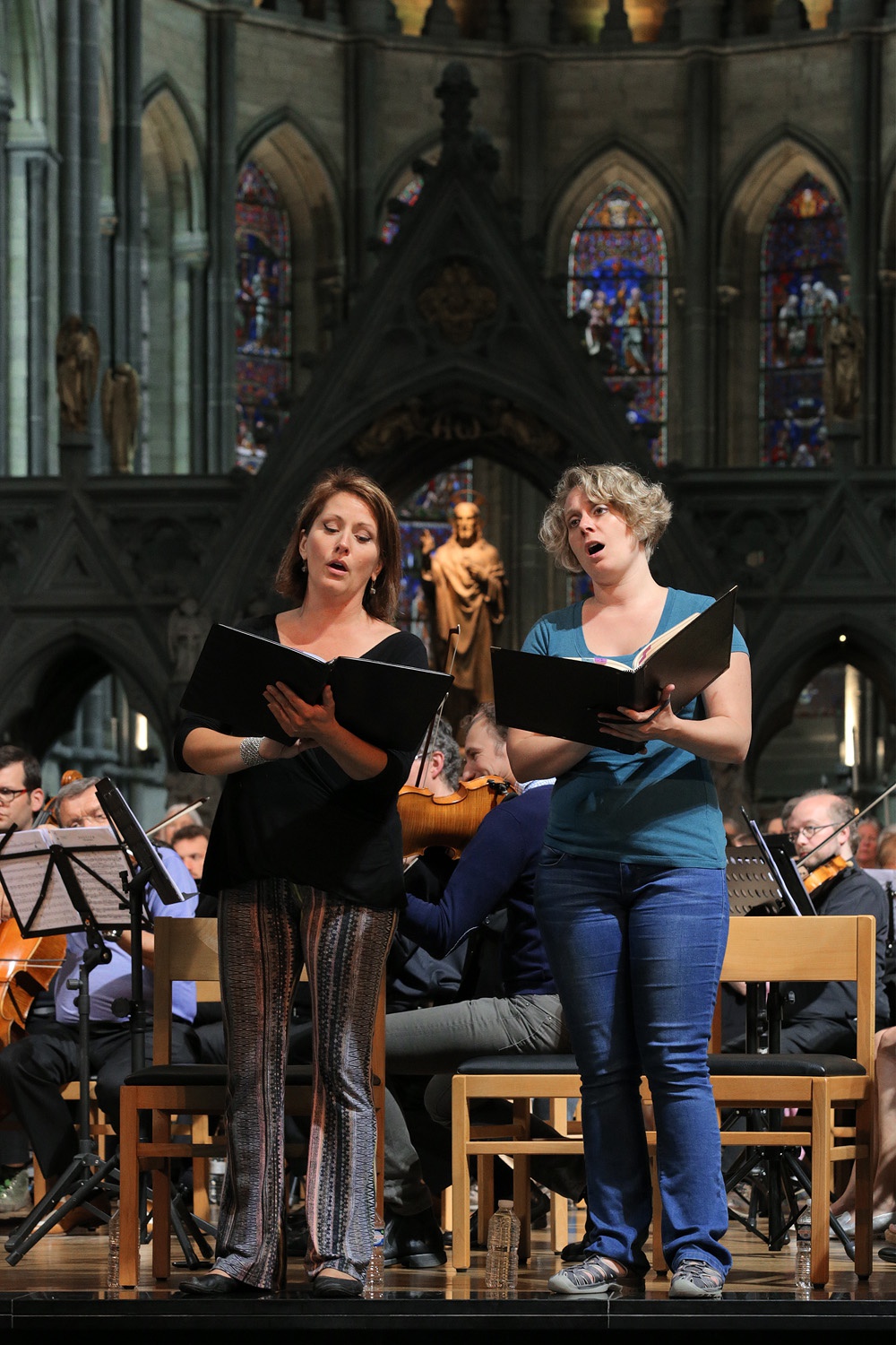 bill-hocker-carrie-hennessy-soprano-megan-berti-mezzo-st-martin's-cathedral-ypres-belgium-2016