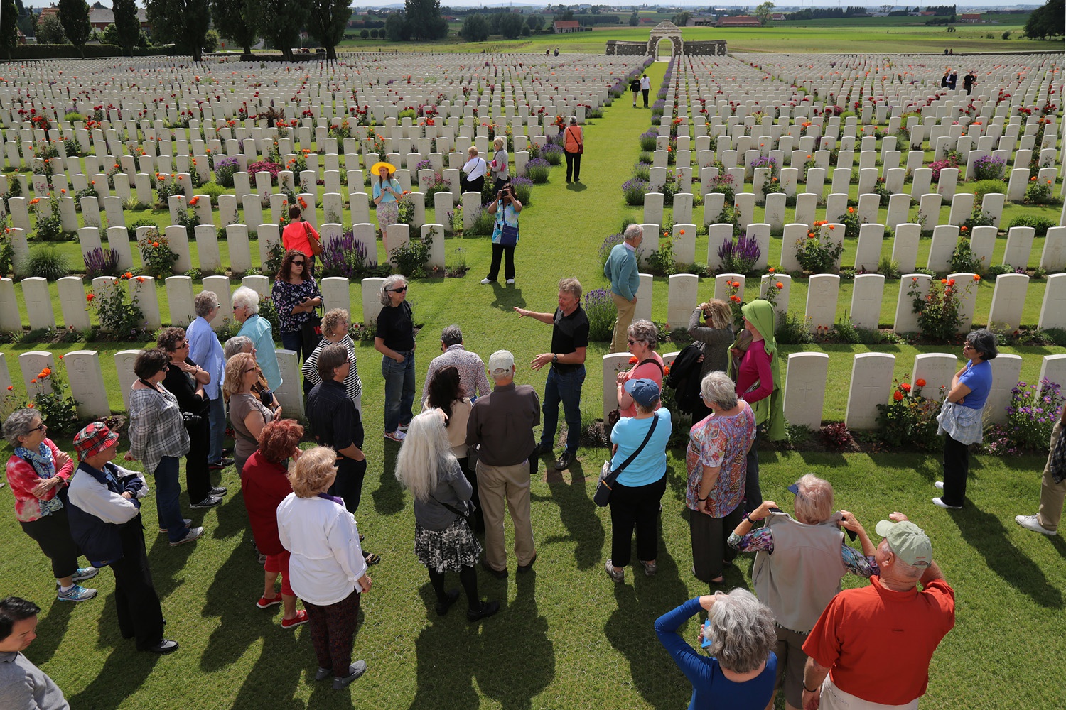 bill-hocker-tyne-cot-cemetery--passchendaele-belgium-2016