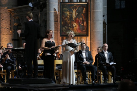 Soloists
St. Martin's Cathedral
Ypres, Belgium