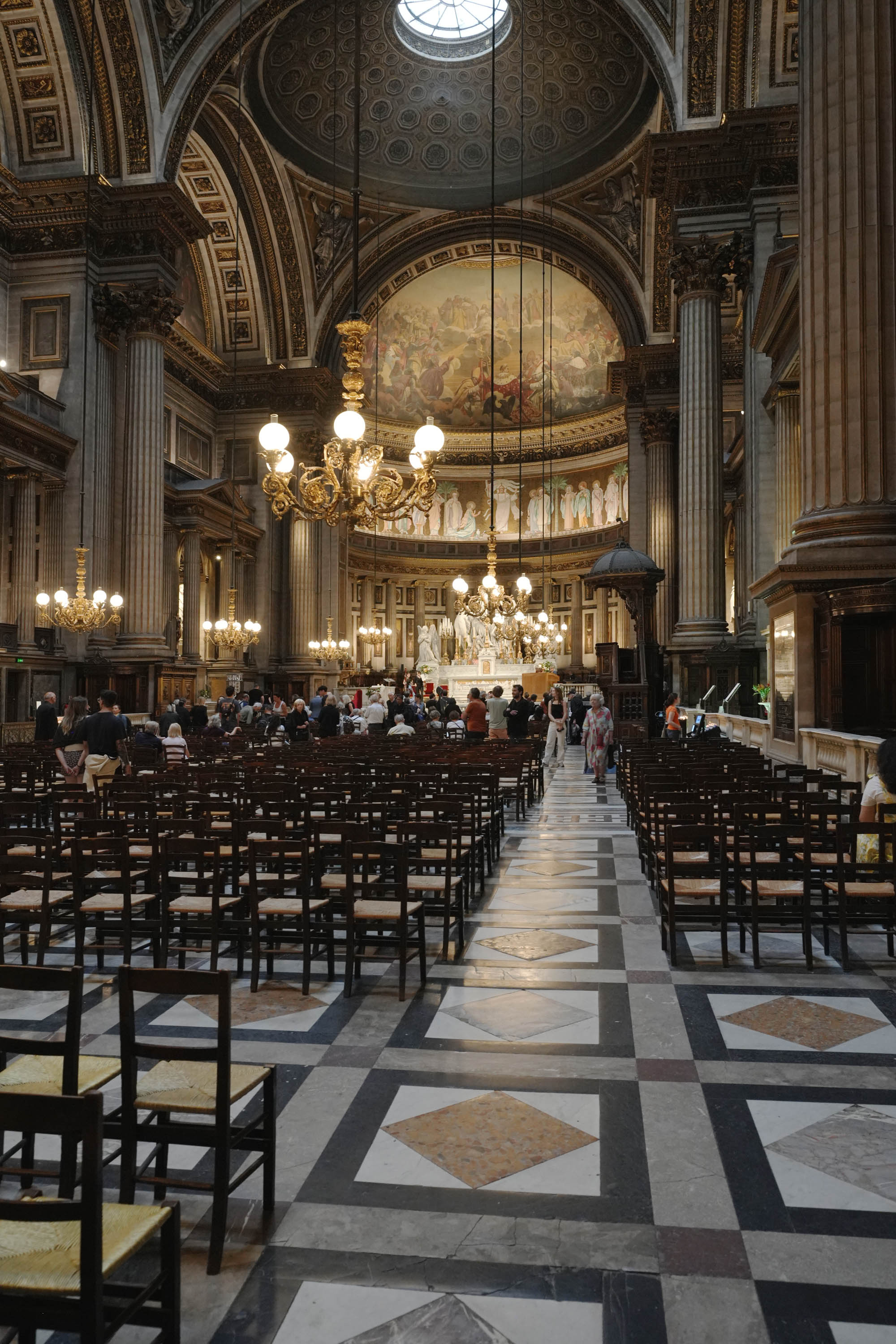bill-hocker-Église-sainte-marie-madeleine-paris-france-2025