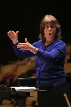 Debra Golata, Conductor
Berkeley Community Women's Chorus
Hertz Hall
Berkeley. California