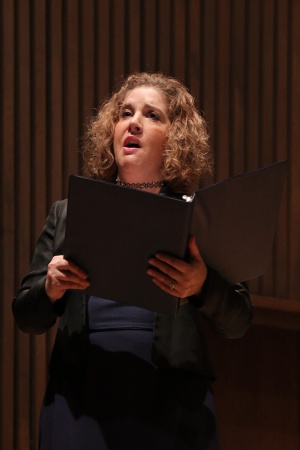 Heidi Moss, Soprano
I think I Shall Praise It
Hertz Hall
Berkeley, California