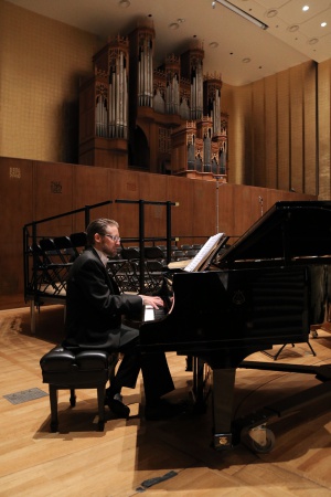 Jason Sherbundy, Accompanist
Hertz Hall
Berkeley, California