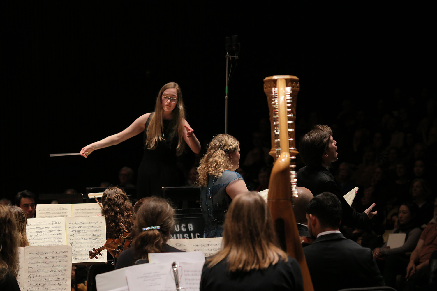 bill-hocker-julia-morris-conductor-bcco-fall-concert-hertz-hall-uc-berkeley-berkeley-california-2019