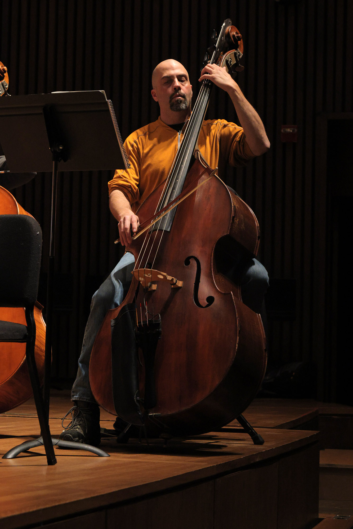 bill-hocker-aaron-shaul-contrabass-bcco-winter-2022-concert-hertz-hall-uc-berkeley-berkeley-california-2023