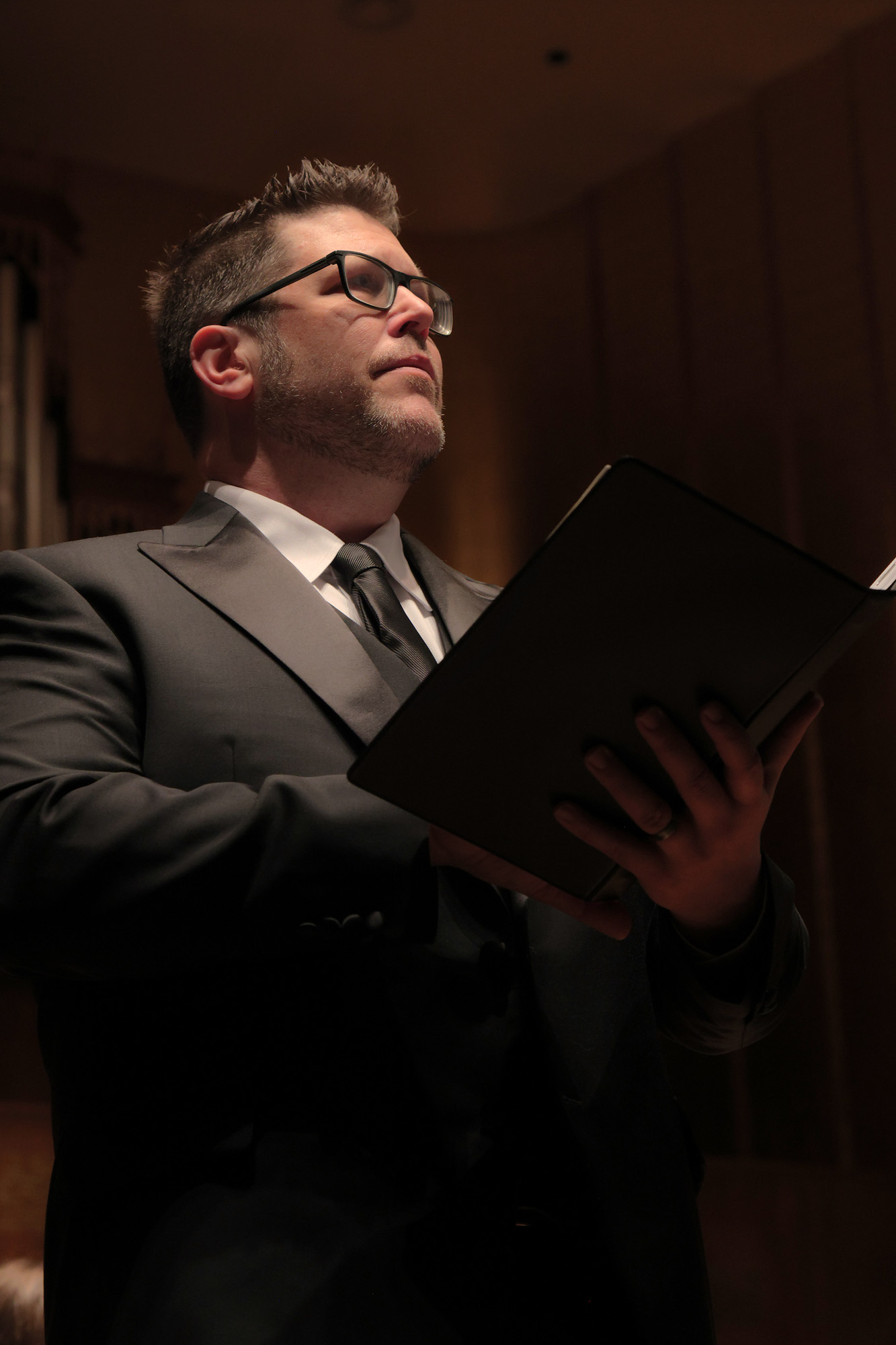 bill-hocker-brian-thorsett-tenor-bcco-winter-2022-concert-hertz-hall-uc-berkeley-berkeley-california-2023