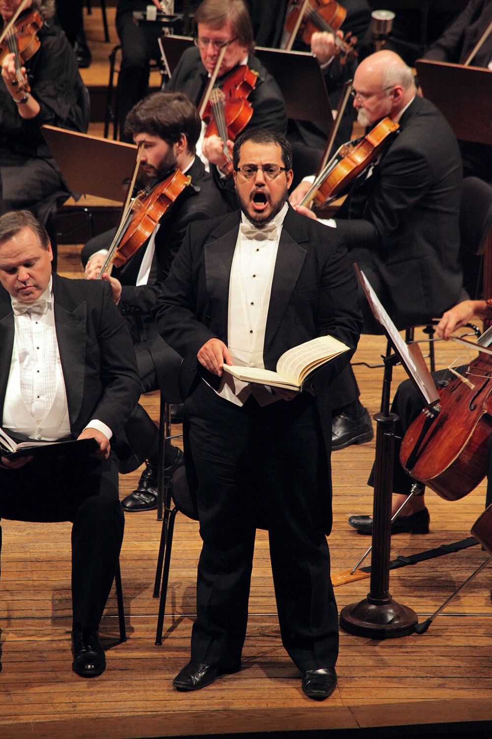 bill-hocker-baritone-igor--vieira--rudolfinum-prague-czech-republic-2013