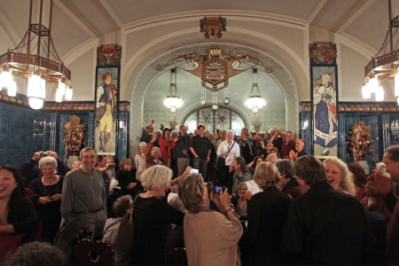 Linda B. sung at the Plenzska Restaurant, Municipal House
Prague, Czech Republic