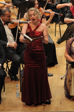 Mezzo-soprano Megan Berti
Slovak Philharmonic
Bratislava, Slovakia