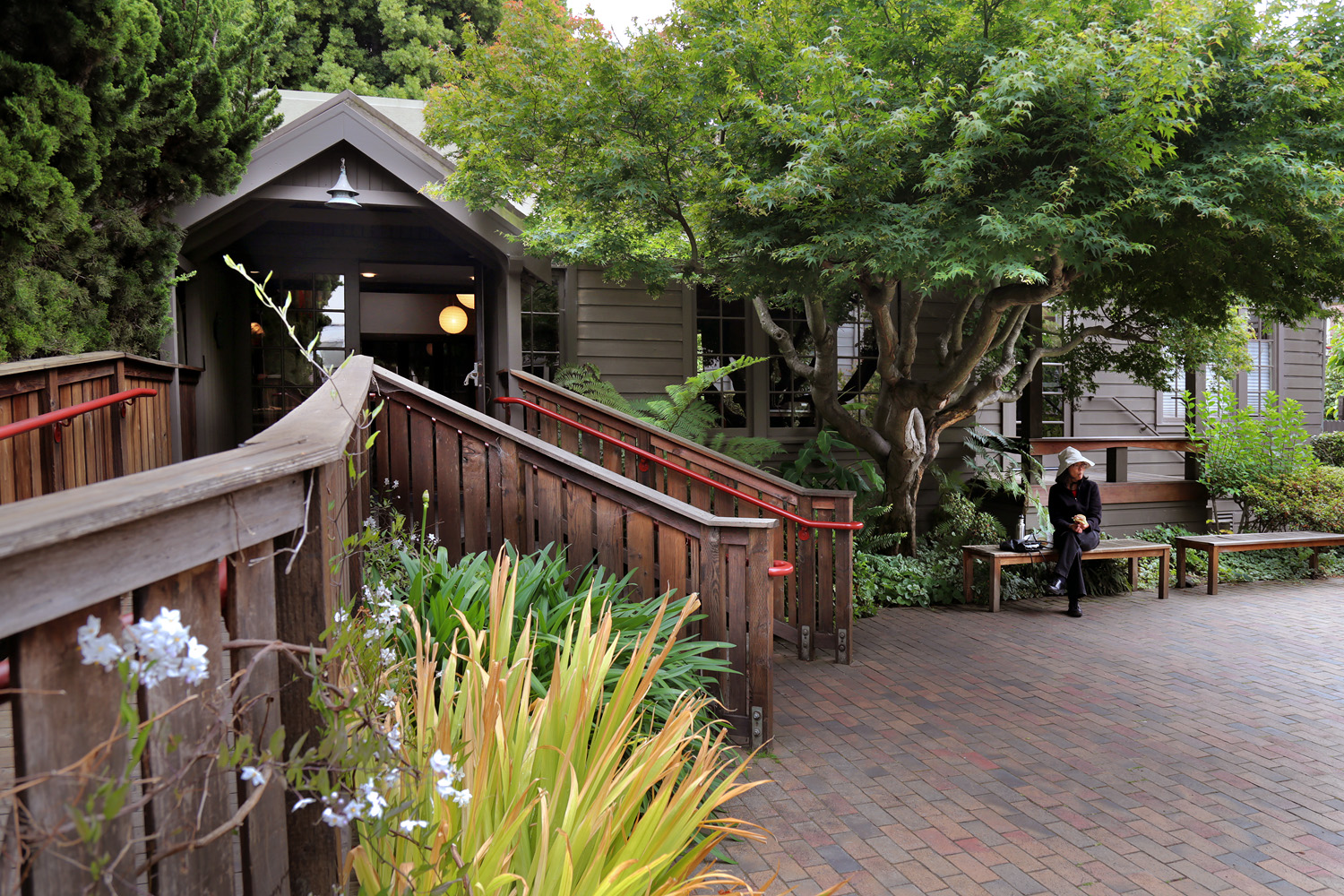 bill-hocker-the-piano-club-berkeley-california-2019