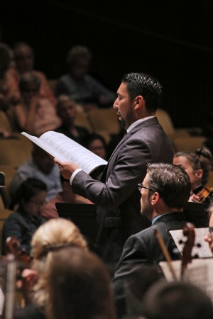 EfraÃn SolÃs, Baritone
BCCO Spring Concert
Hertz Hall
Berkeley, California