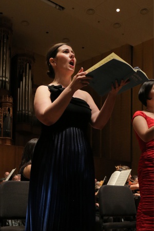 Mezzo-soprano Katherine Trimble