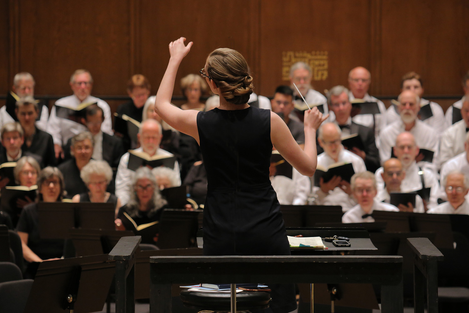 bill-hocker-julia-morris-assistant-conductor-hertz-hall-berkeley-california-2019