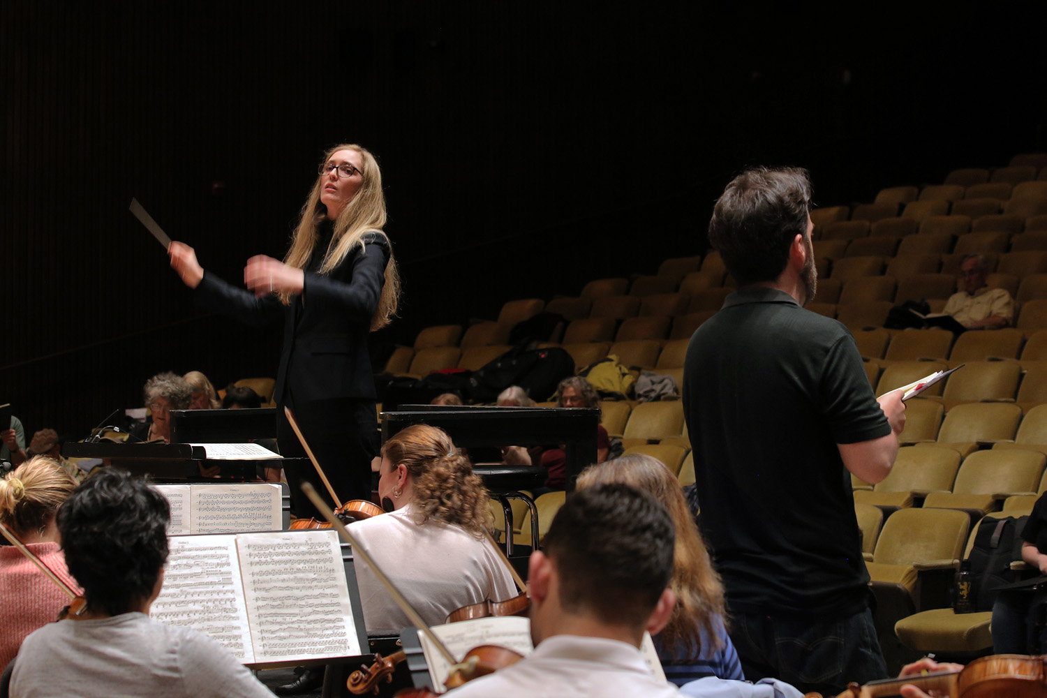 bill-hocker-julia-morris-assistant-conductor-andrew-pardini-baritone-dress-rehearsal-bcco-spring-concert-hertz-hall-berkeley-california-2019