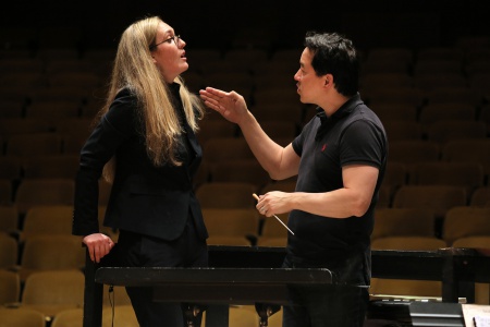 Julia Morris, Assistant conductor, Ming Luke Conductor
Dress Rehearsal
Hertz Hall
Berkeley, California