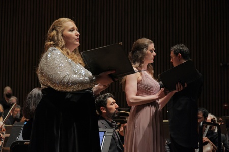 Emily Skilling, mezzo, Ellen Leslie, soprano, 
BCCO Spring Concert
Hertz Hall
Berkeley, California