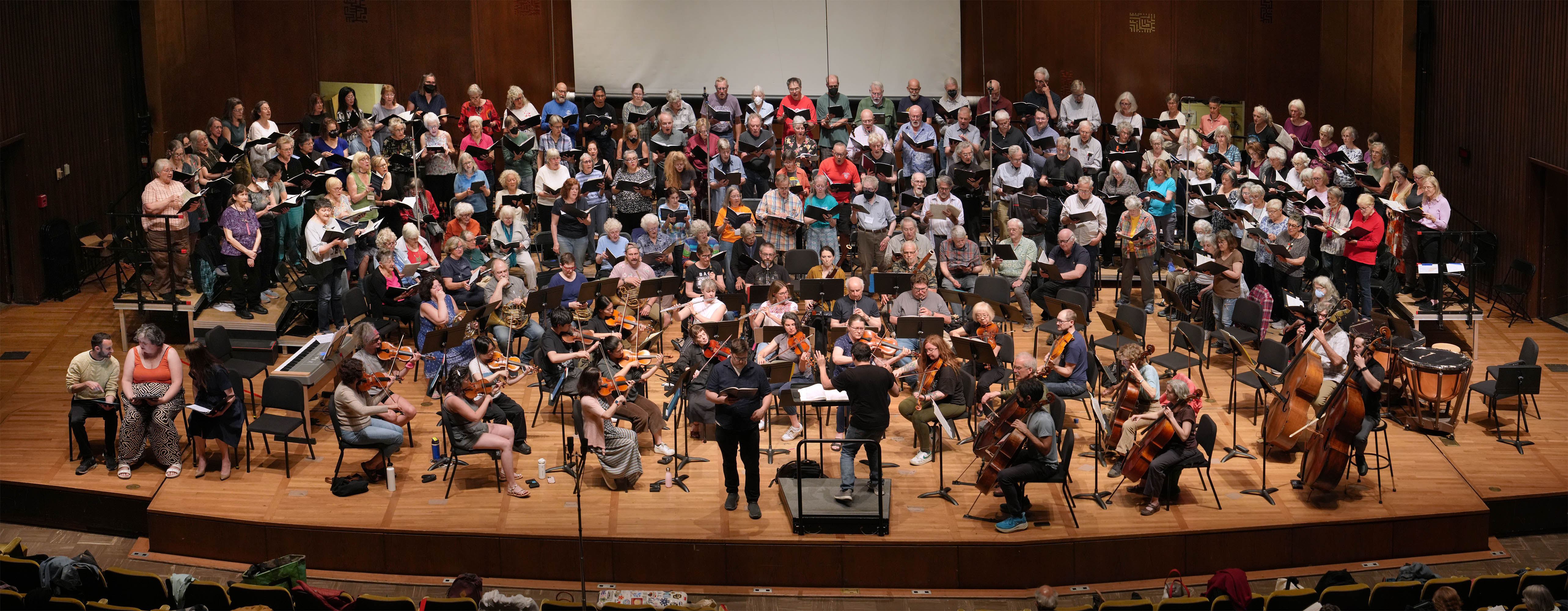 bill-hocker-dress-rehearsal-bcco-spring-concert-hertz-hall-uc-berkeley-berkeley-california-2025