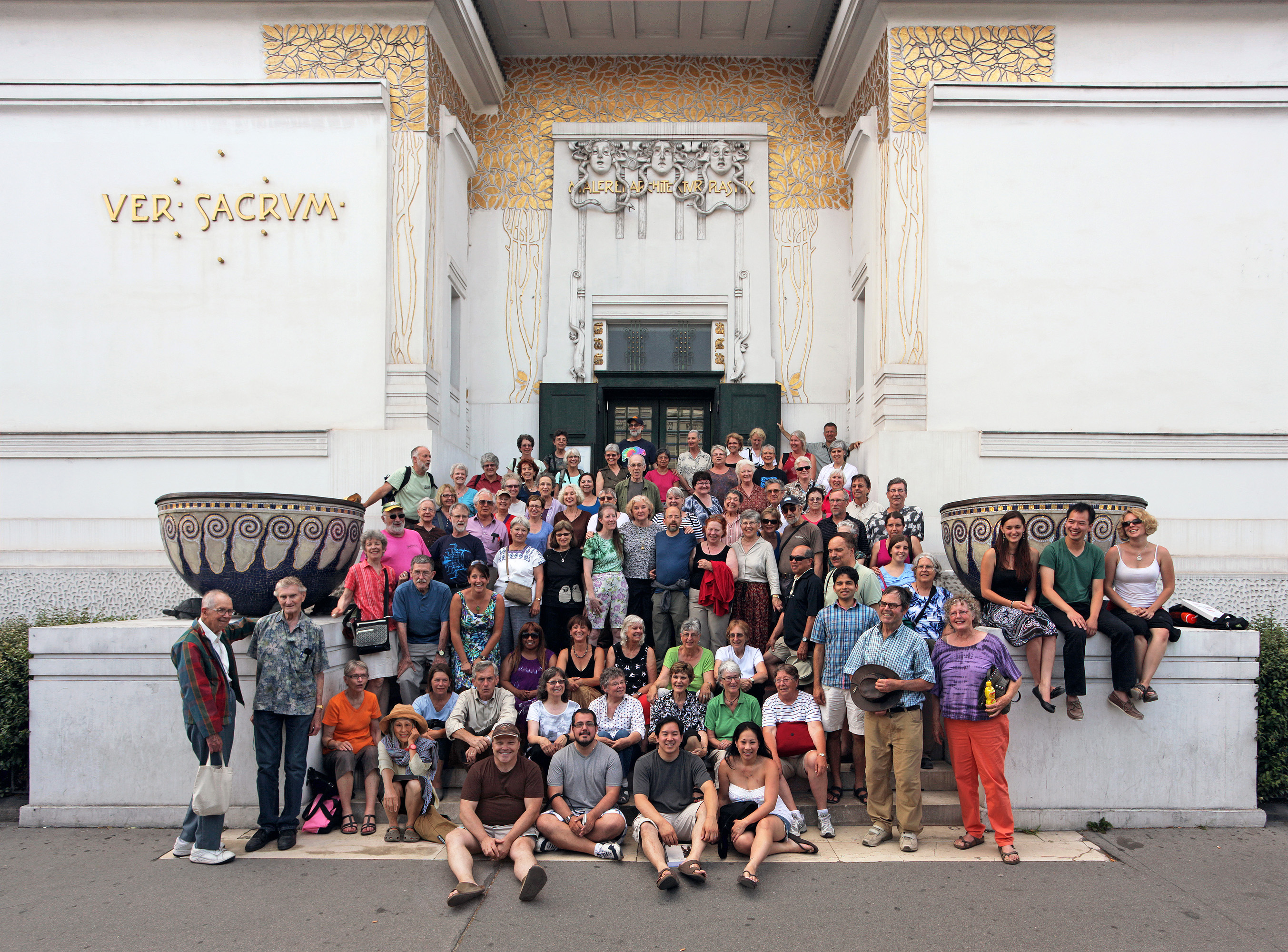 bill-hocker-bcco-at-the-secession-building-vienna-austria-2013