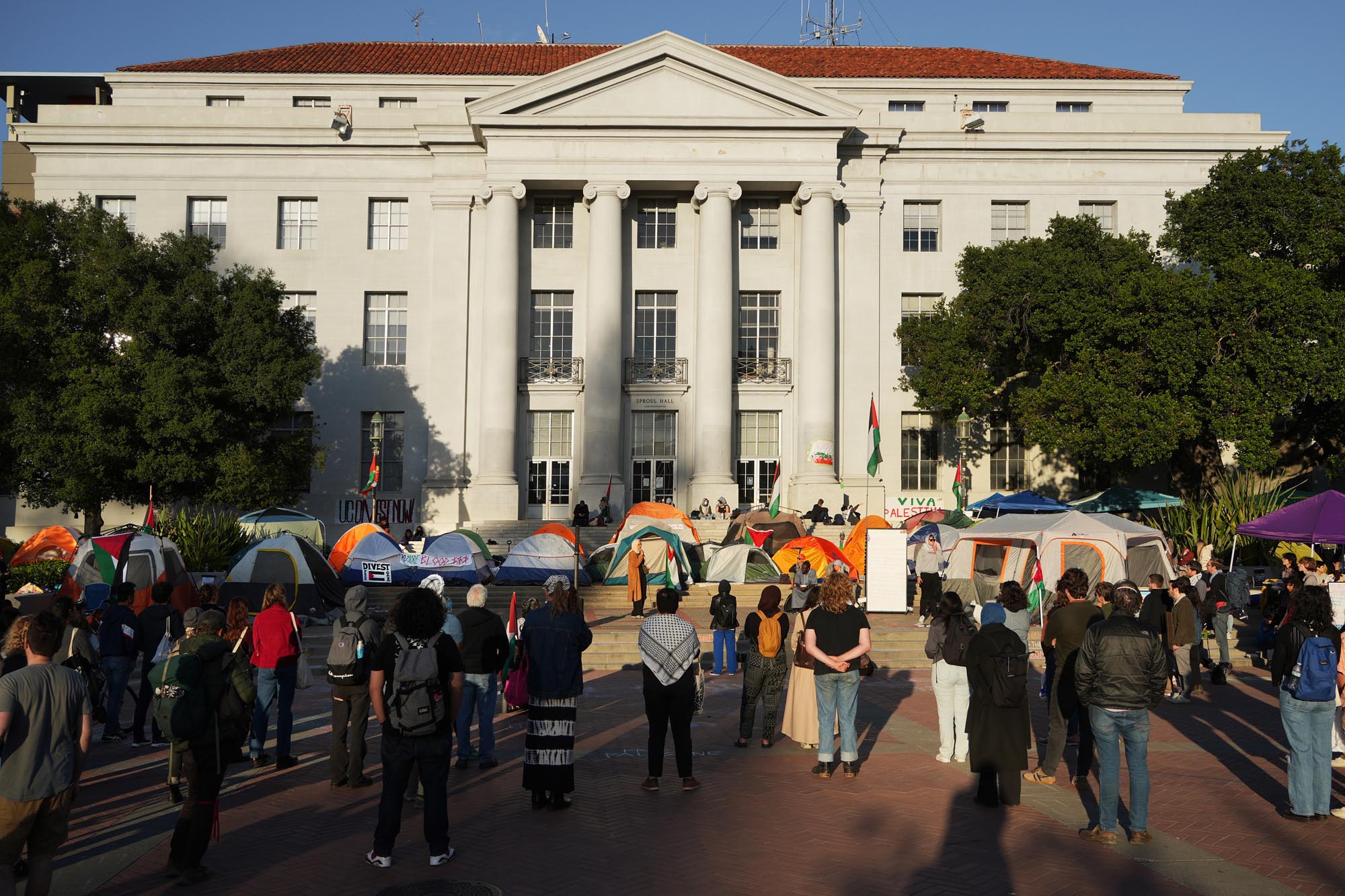 bill-hocker-gaza-protest-sproul-plaza-uc-berkeley-berkeley-california-2024