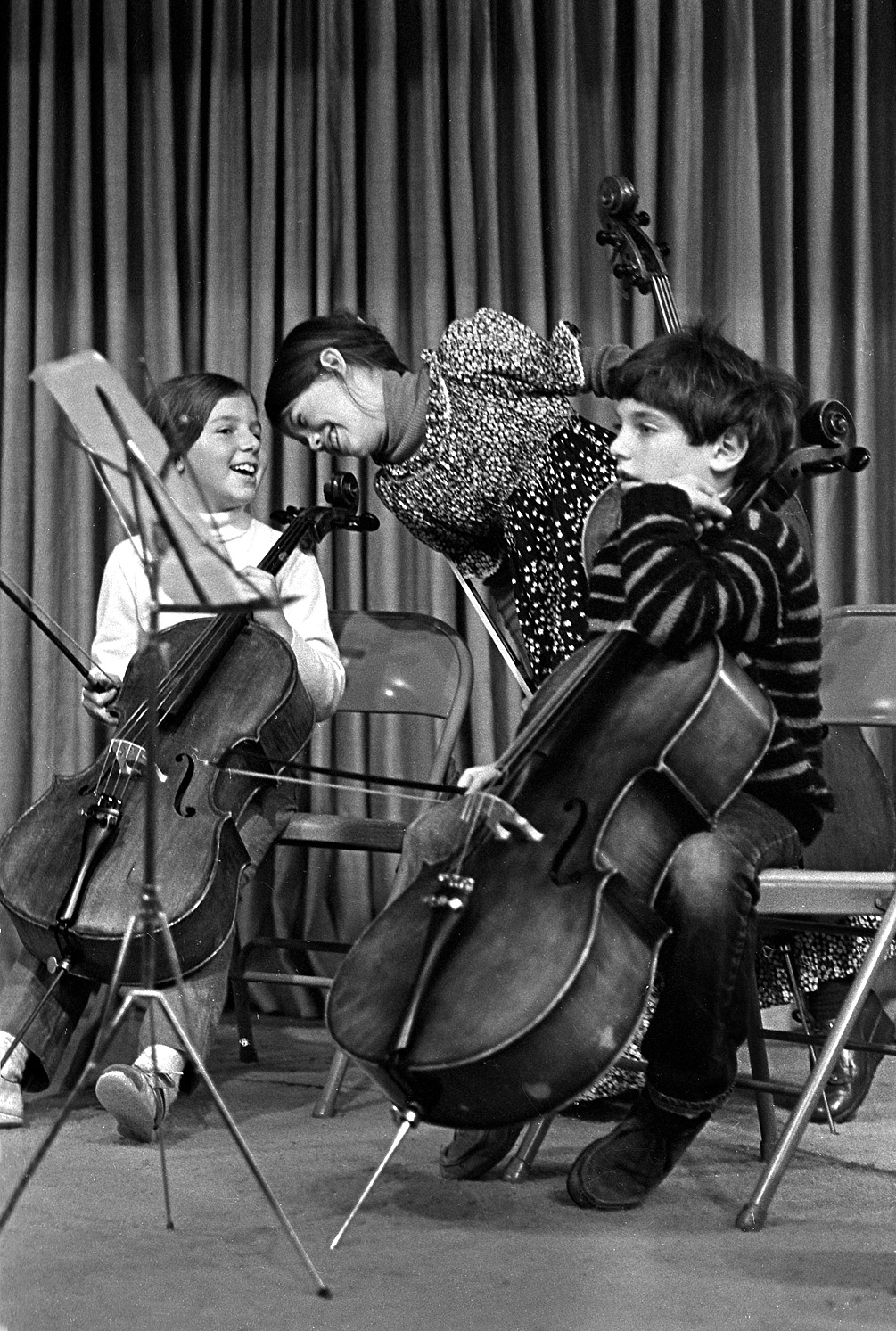 bill-hocker-cellists-berkeley-california-1974
