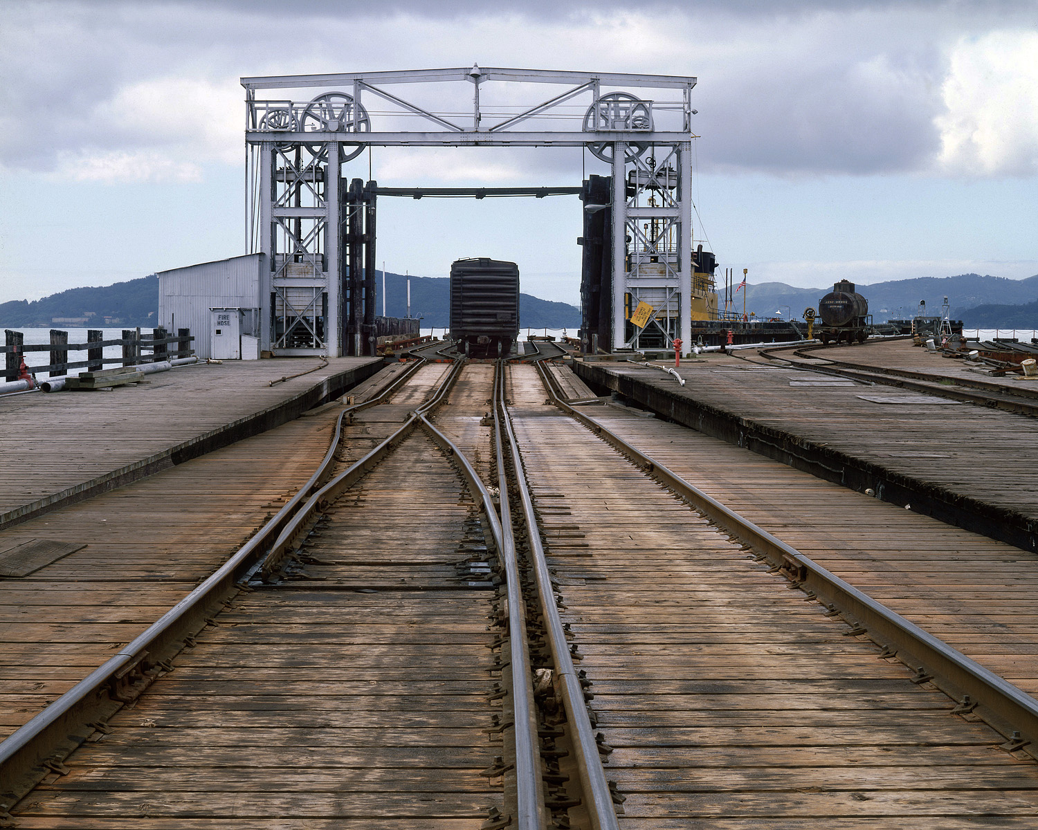bill-hocker-ferry-slip-point-richmond-california-1978