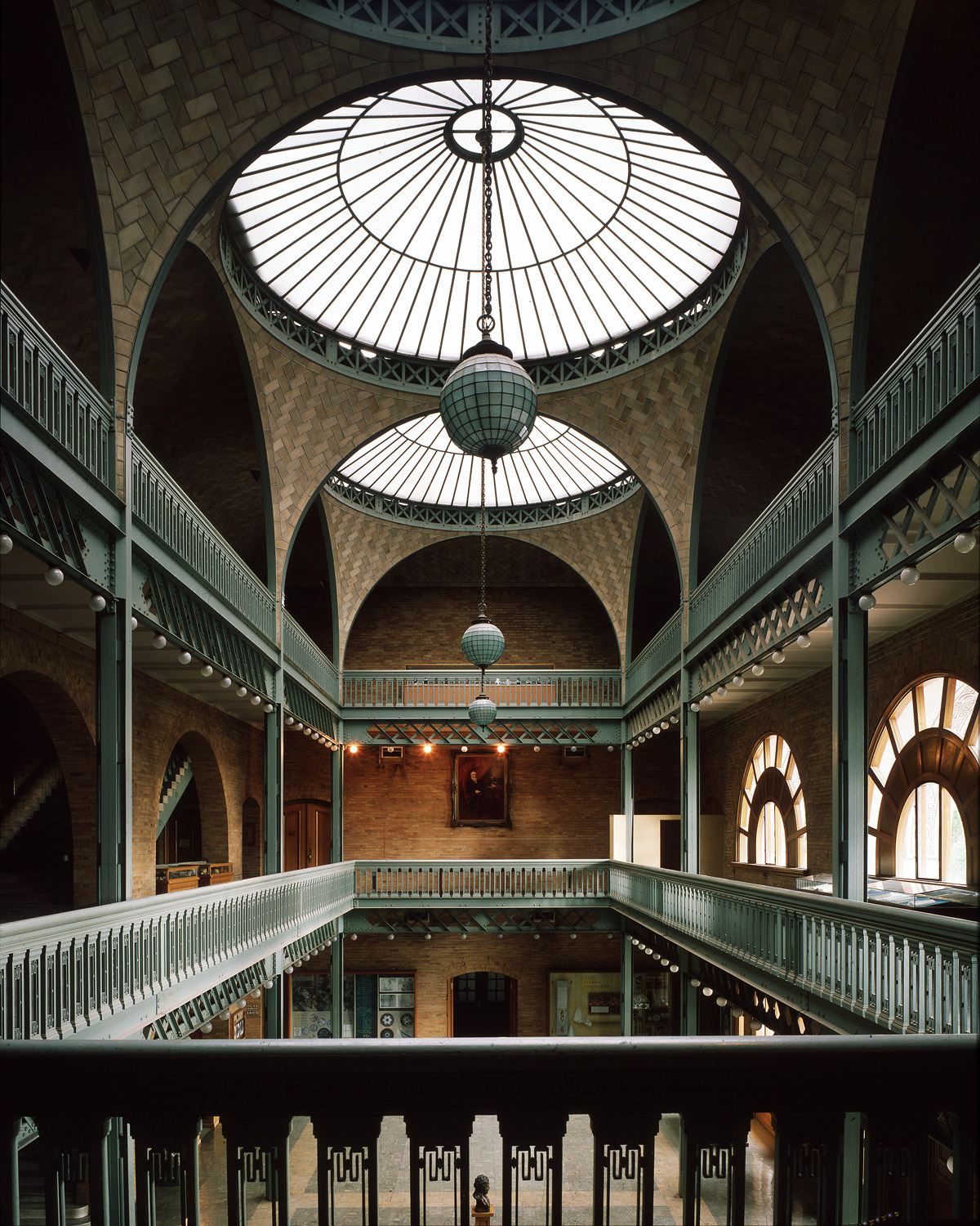 bill-hocker-hearst-mining-building-university-of-claifornia-berkeley-california-1985