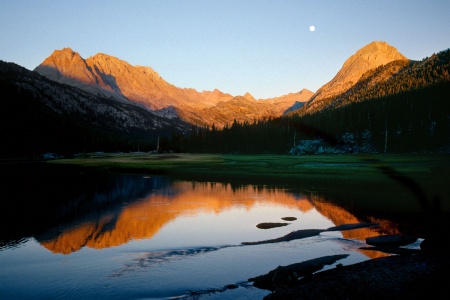 Moonrise
Evolution Valley
High Sierra, California